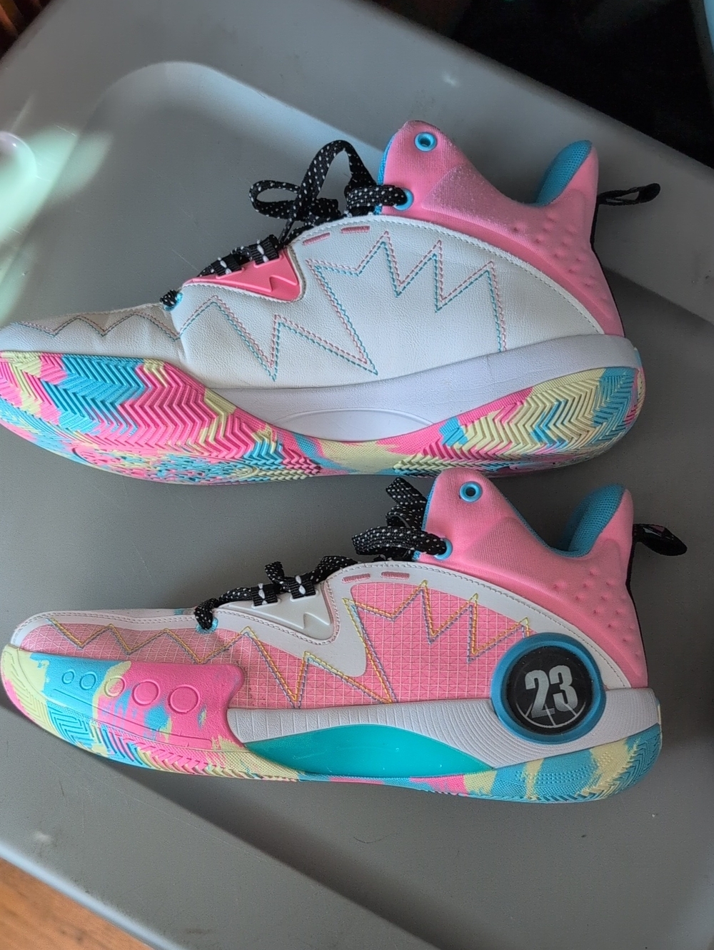 Men's Multicolor Athletic Sneakers - White Pink Blue